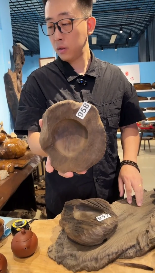 木958号乌木金丝楠烟灰缸