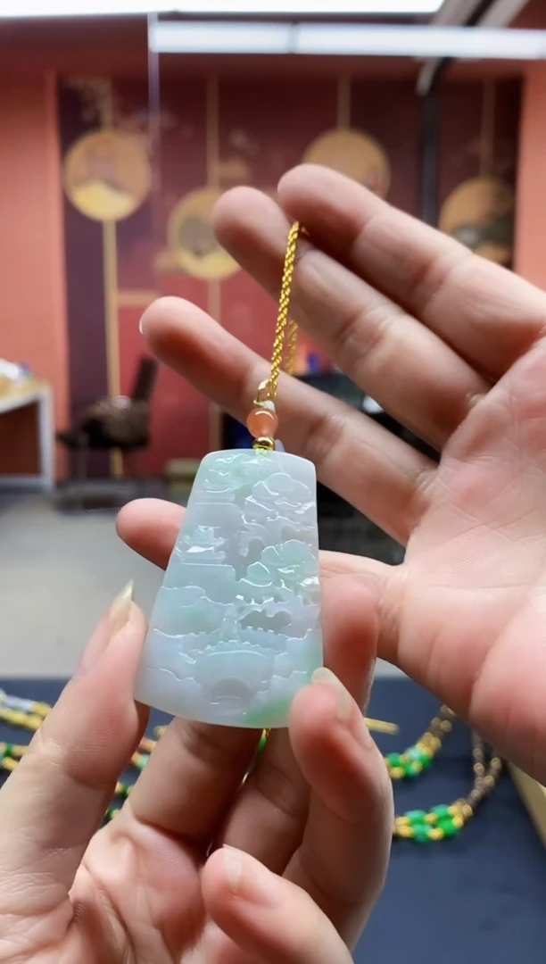 颈饰未镶嵌翡翠吊坠