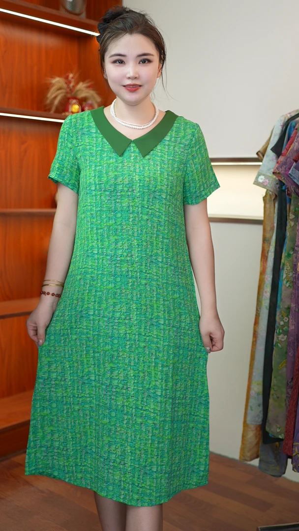 【绿色娃娃领木棉花】2025夏季新款妈妈装时尚显瘦减龄连衣裙