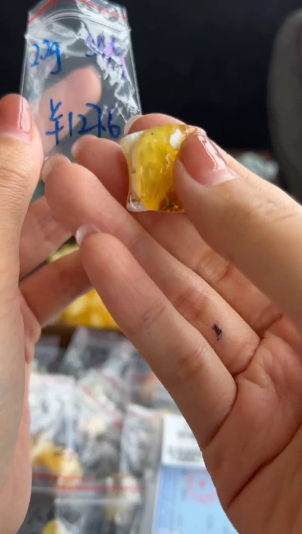 未镶嵌颈饰蜜蜡228买断