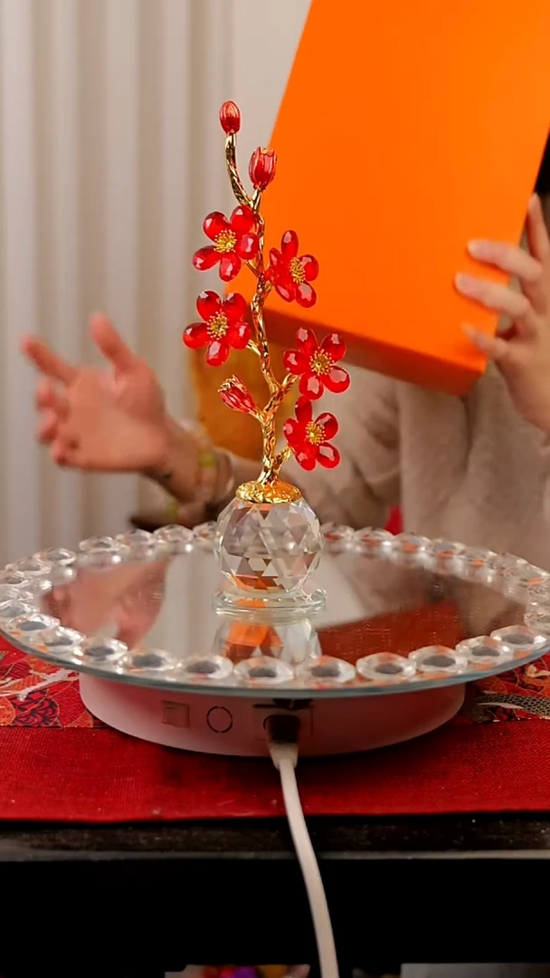 摆件水晶红色一枝梅摆件