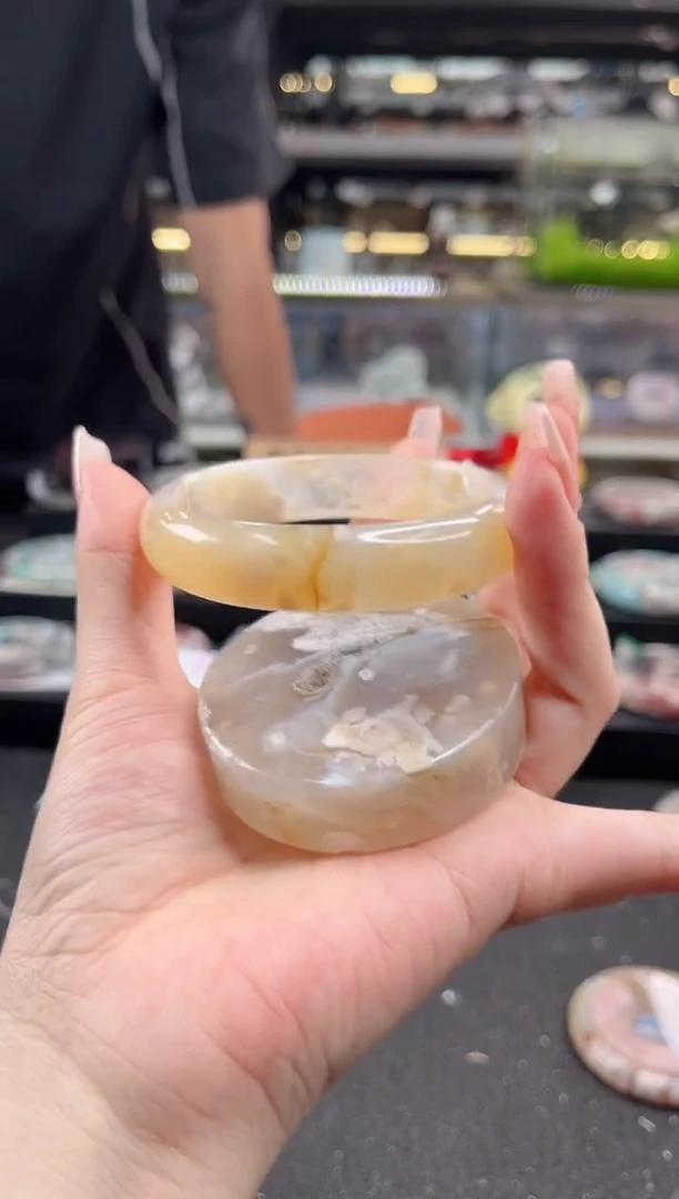 未镶嵌手镯石英质玉60圈口（赠品镯心）1759812