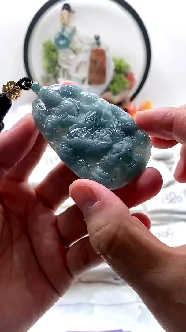 颈饰未镶嵌翡翠大势至