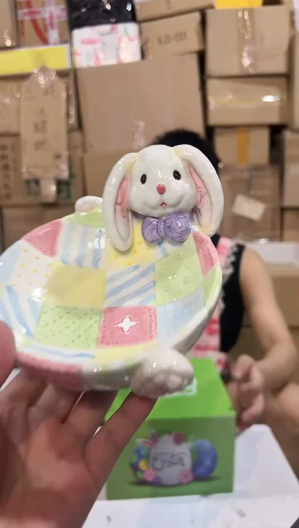 瓷片绿色原盒兔子糖果碗