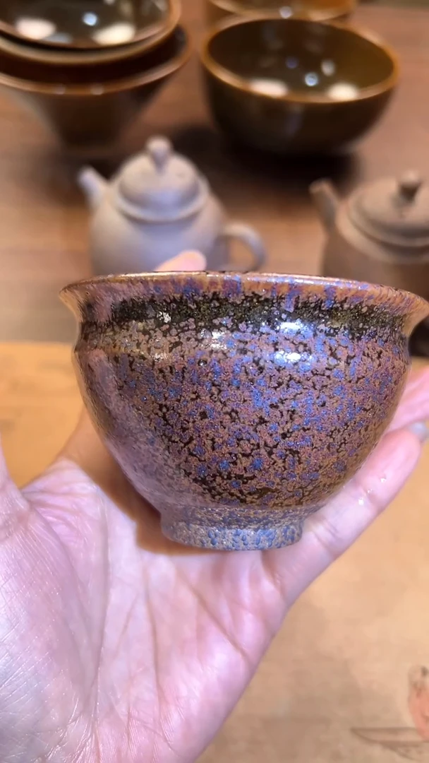 粗泥紫金色的主人杯