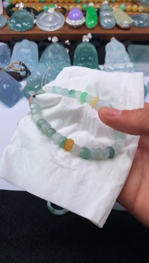 定制翡翠未镶嵌九****店4070毛货不退不换