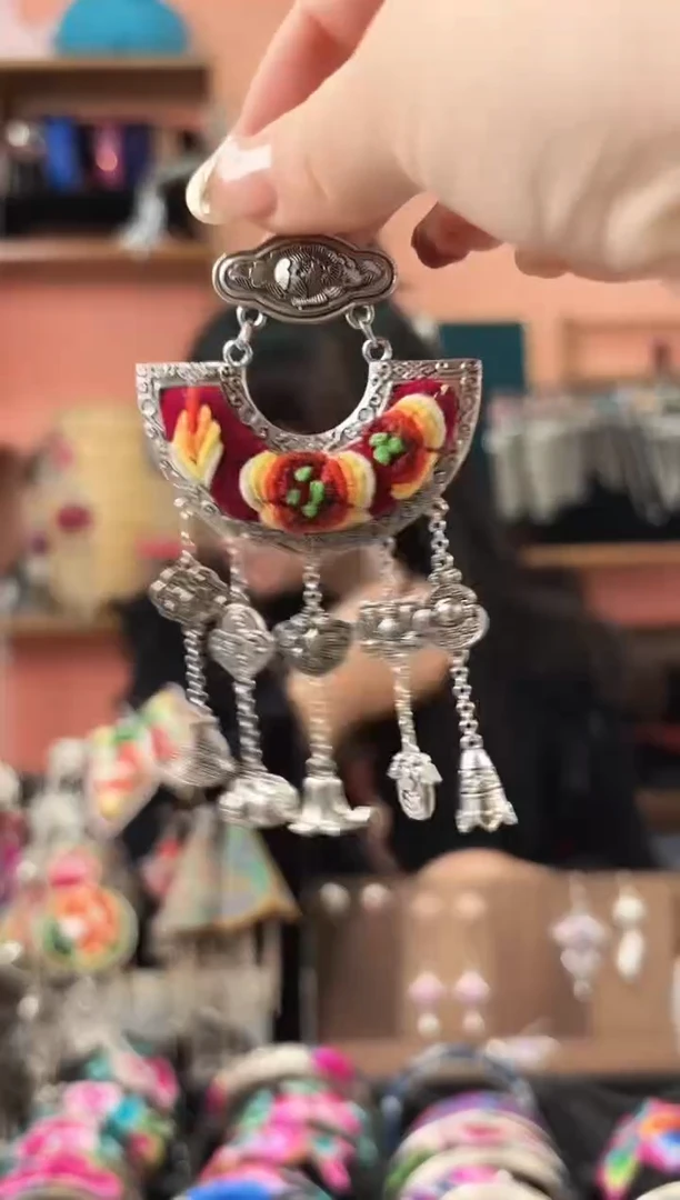 织绣艺枝独绣手工饰品289