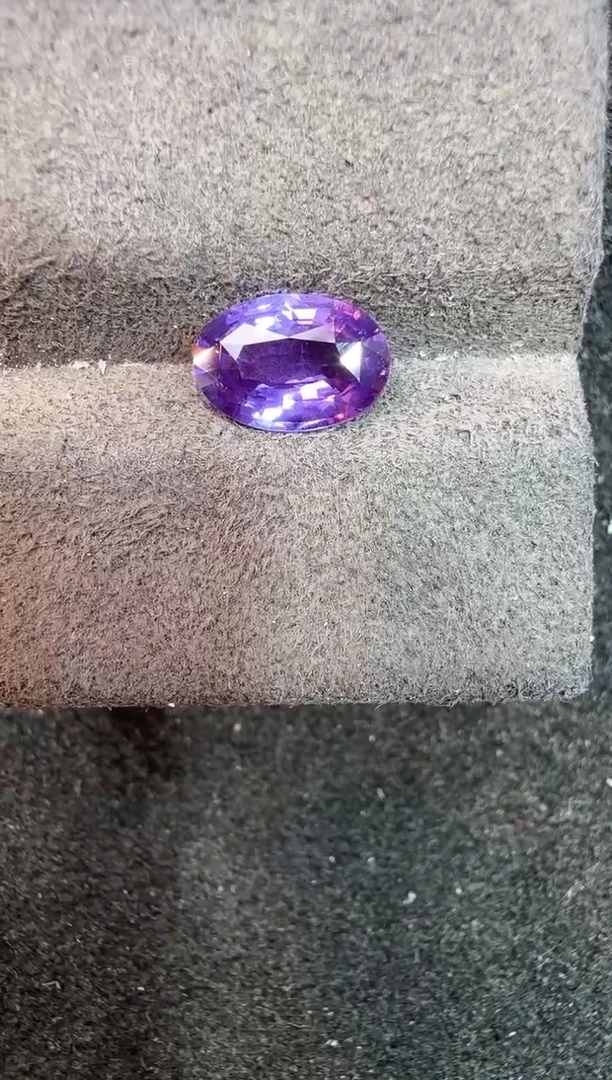 未镶嵌定制定制蓝宝石天然1.55克拉紫色国际证书无烧