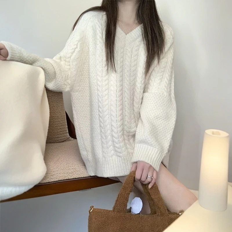 中长款麻花v领针织衫女秋冬慵懒风宽松遮屁股毛衣下半身失踪上衣