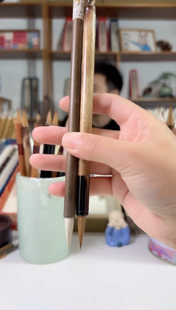 金丝蓝牛角的狼毫2.6一支绿檀羊毫2.6一支