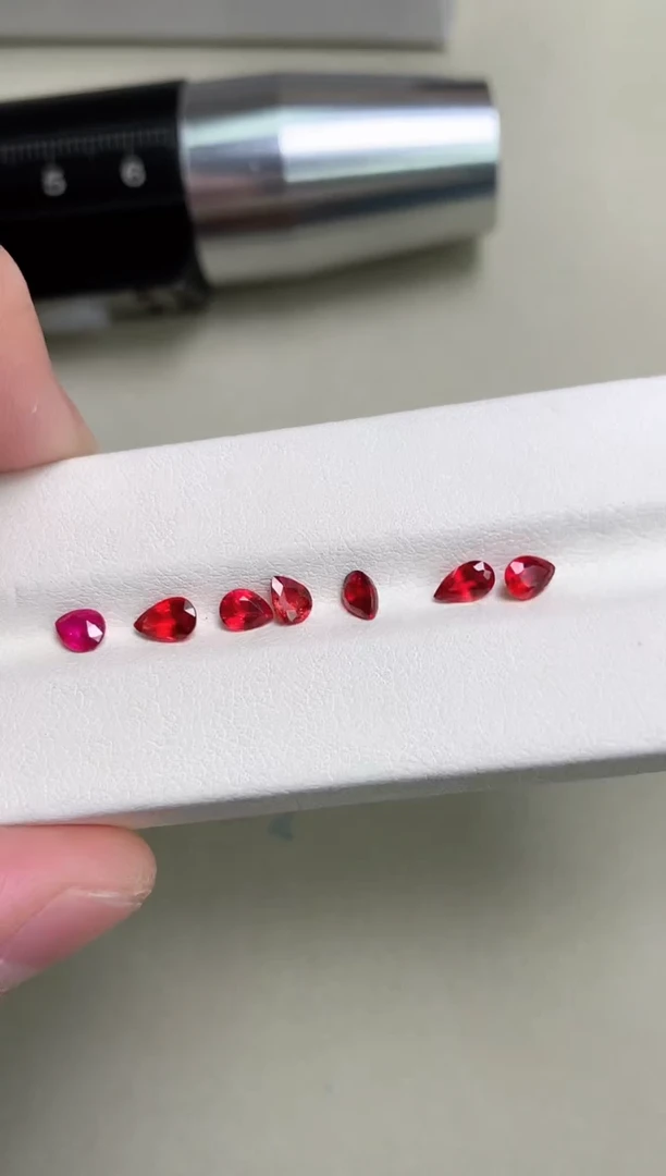 【闪购商品】蓝宝石裸石未镶嵌多宝裸石