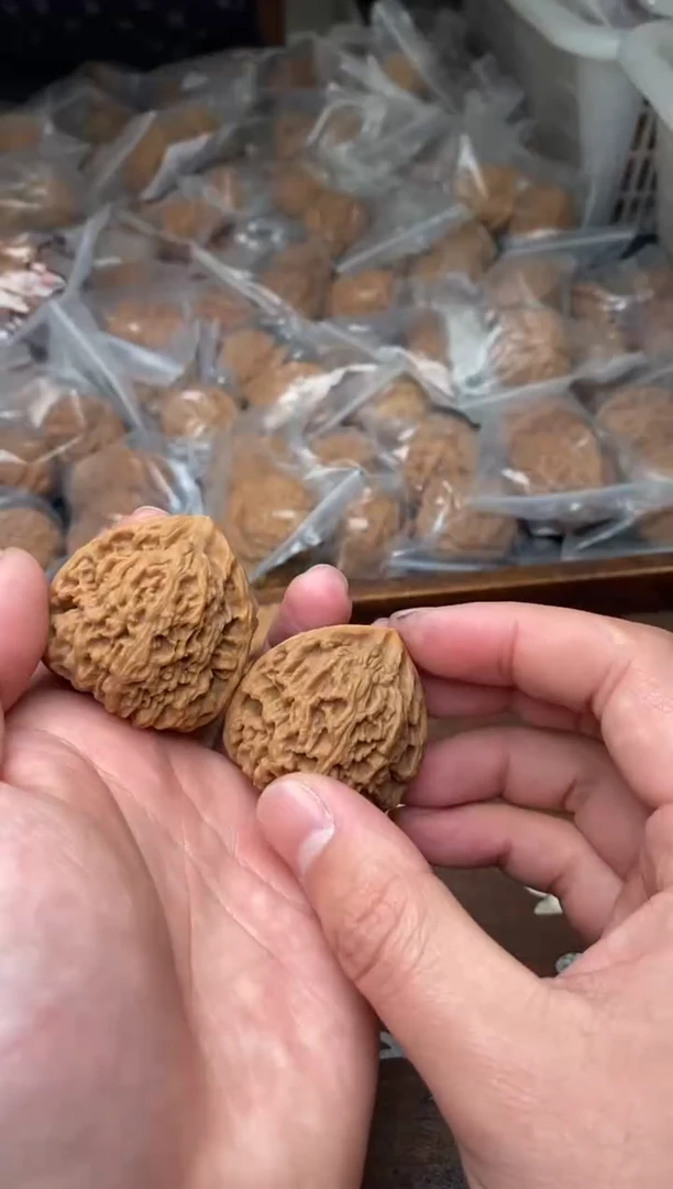 【闪购商品】文玩核桃把件G29号南疆38尺.团