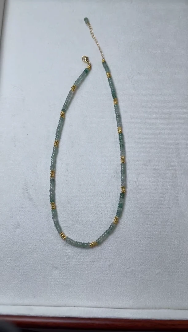 水晶手串未镶嵌绿草莓多圈手串