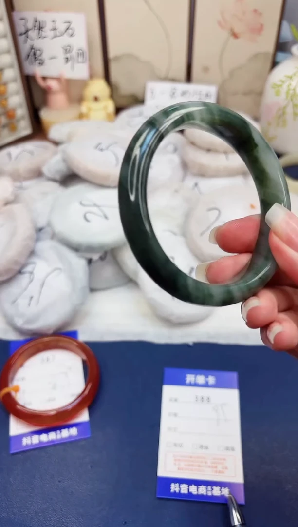 石英质玉手镯未镶嵌388-天山翠-圈口58