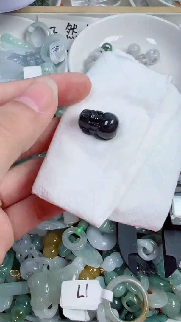 散珠翡翠390号链接，A货翡翠