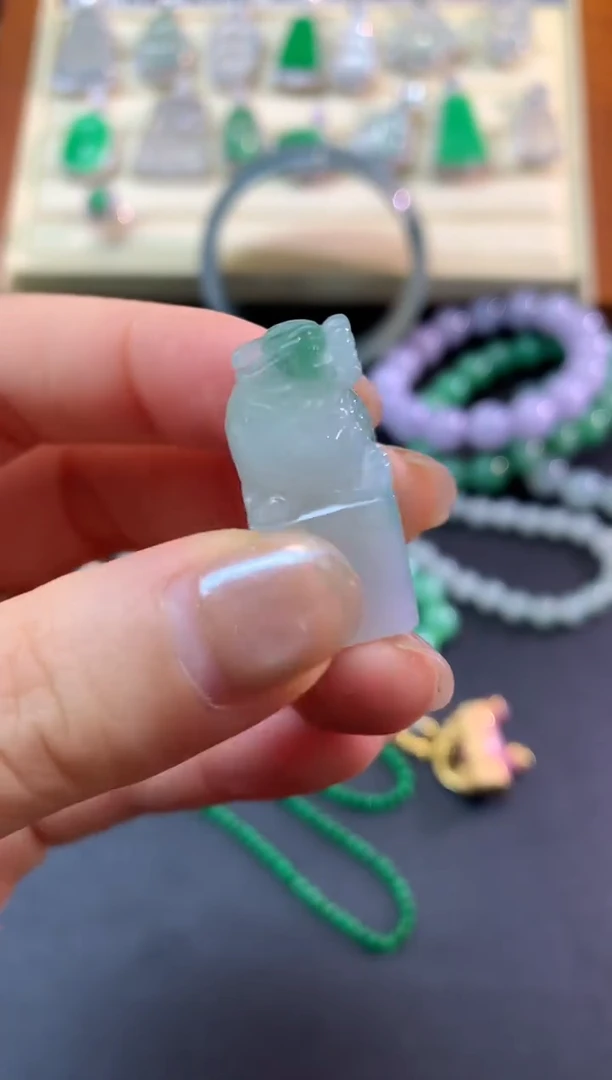 吊坠(不含链)未镶嵌翡翠吊坠|200+25