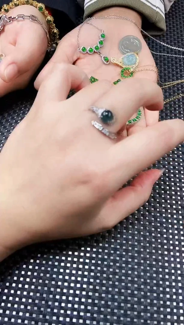 【闪购商品】翡翠戒指未镶嵌111111111