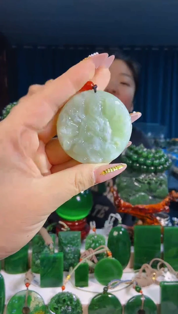 【闪购商品】和田玉挂件未镶嵌1