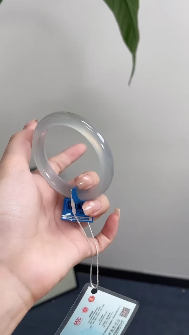 玛瑙/玉髓手镯未镶嵌56圈33723