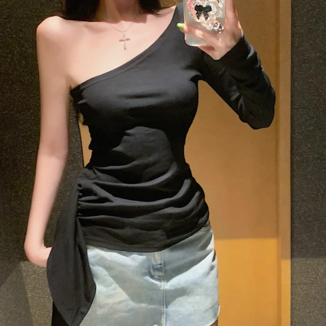 辣妹设计感小众露肩上衣2025新款早春夏时尚显瘦修身