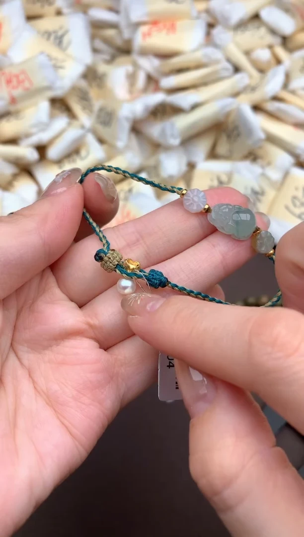 【闪购商品】翡翠挂件未镶嵌—