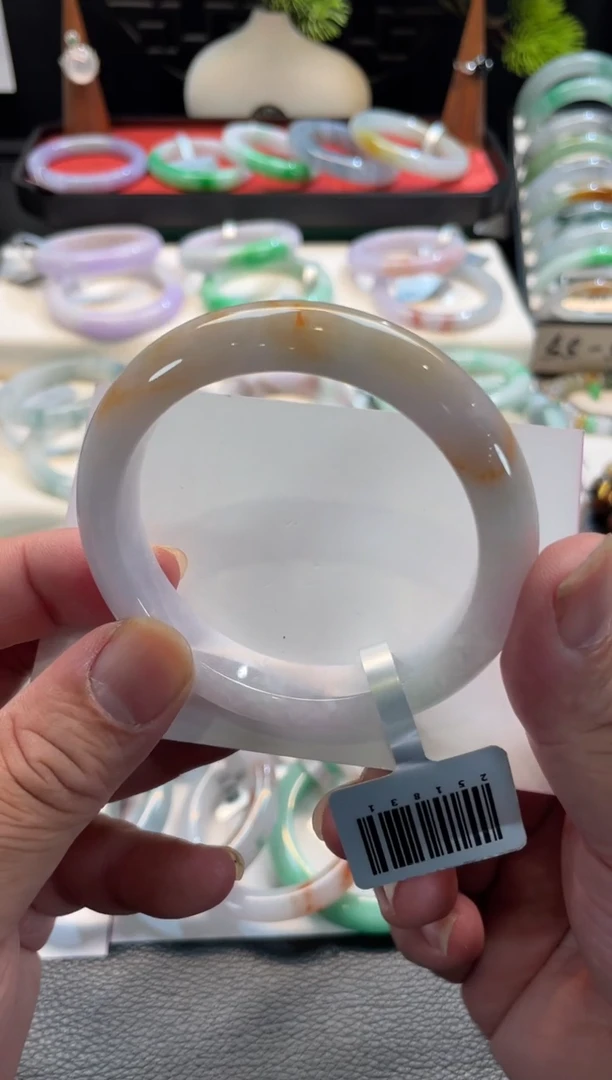 未镶嵌手镯翡翠131号 57正圈 有纹裂