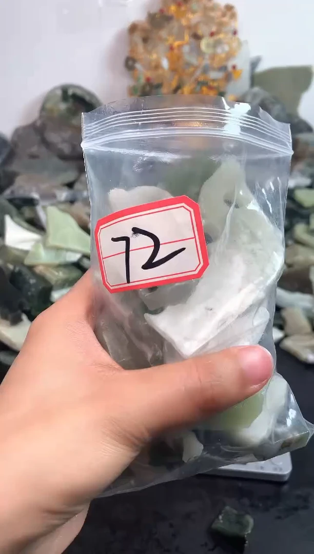 未镶嵌和田玉摆件72