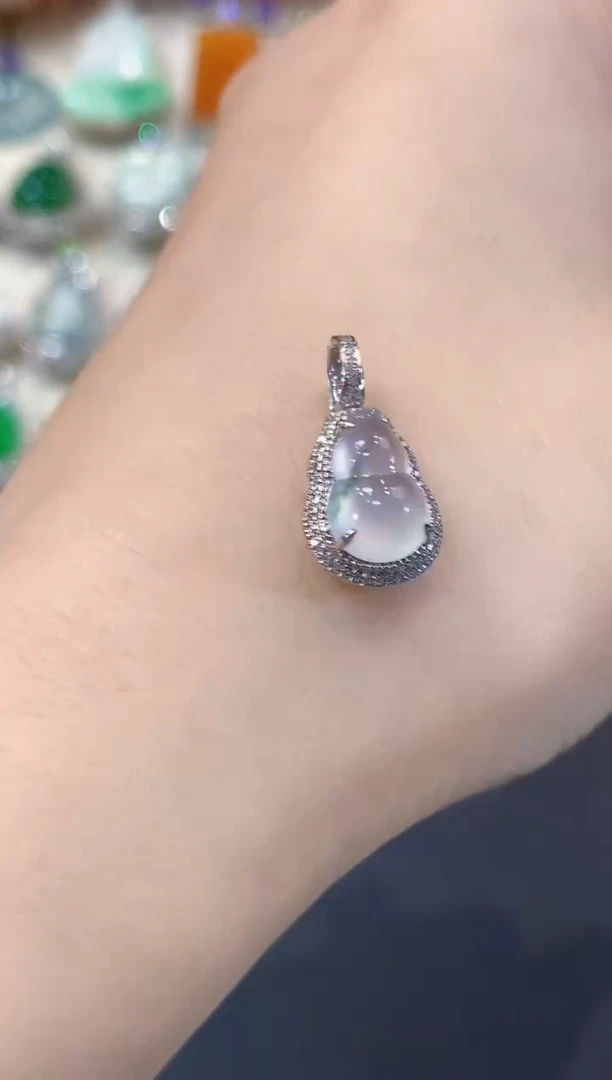 吊坠(不含链)18K金镶嵌翡翠C7