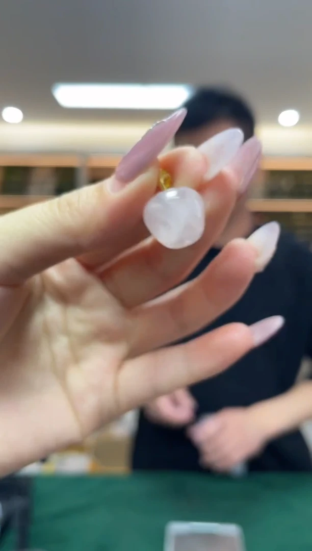 未镶嵌吊坠(不含链)水晶多样性发一件