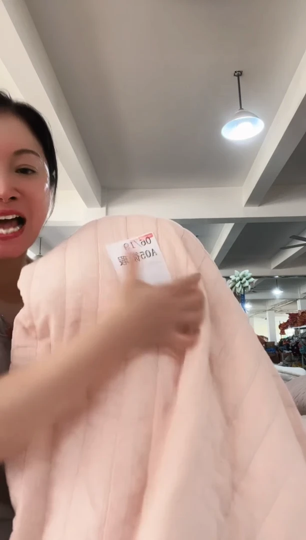 长绒棉A05 200*230 粉色宽边床盖