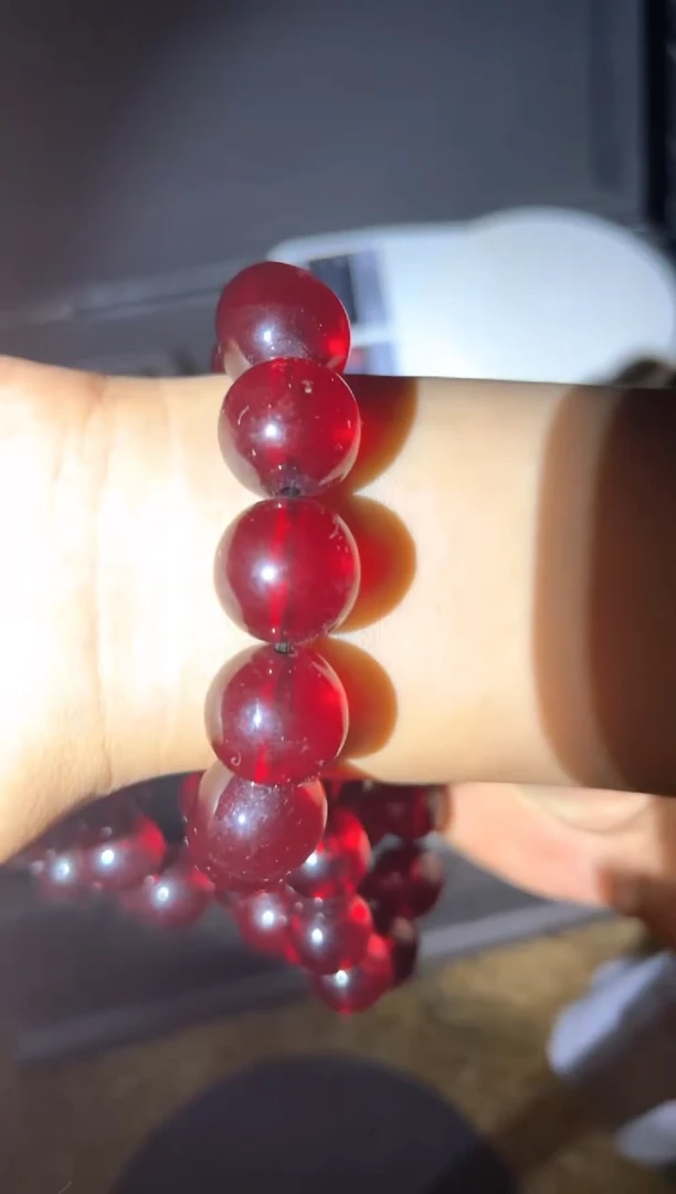 未镶嵌琥珀手链满红手串2条