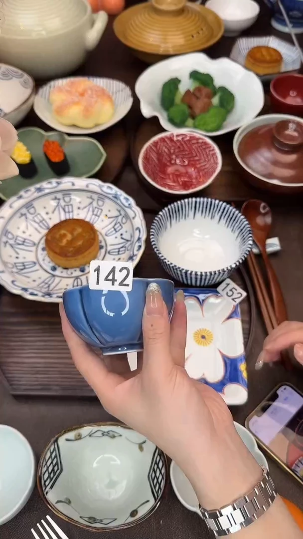 瓷142（钴蓝蘸料碟）