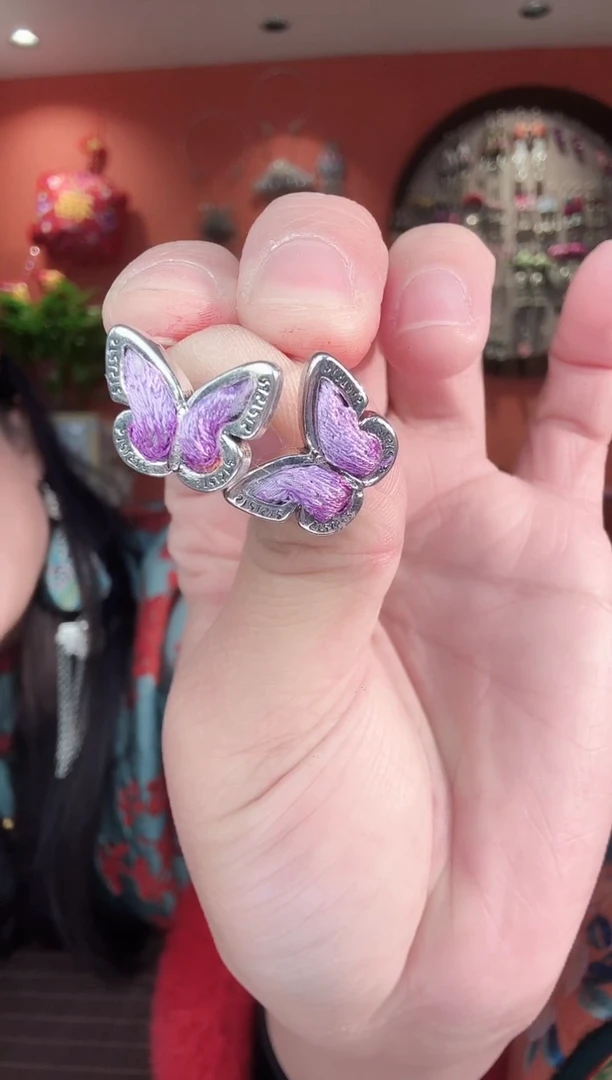 织绣苗银苗绣手工刺绣饰品6