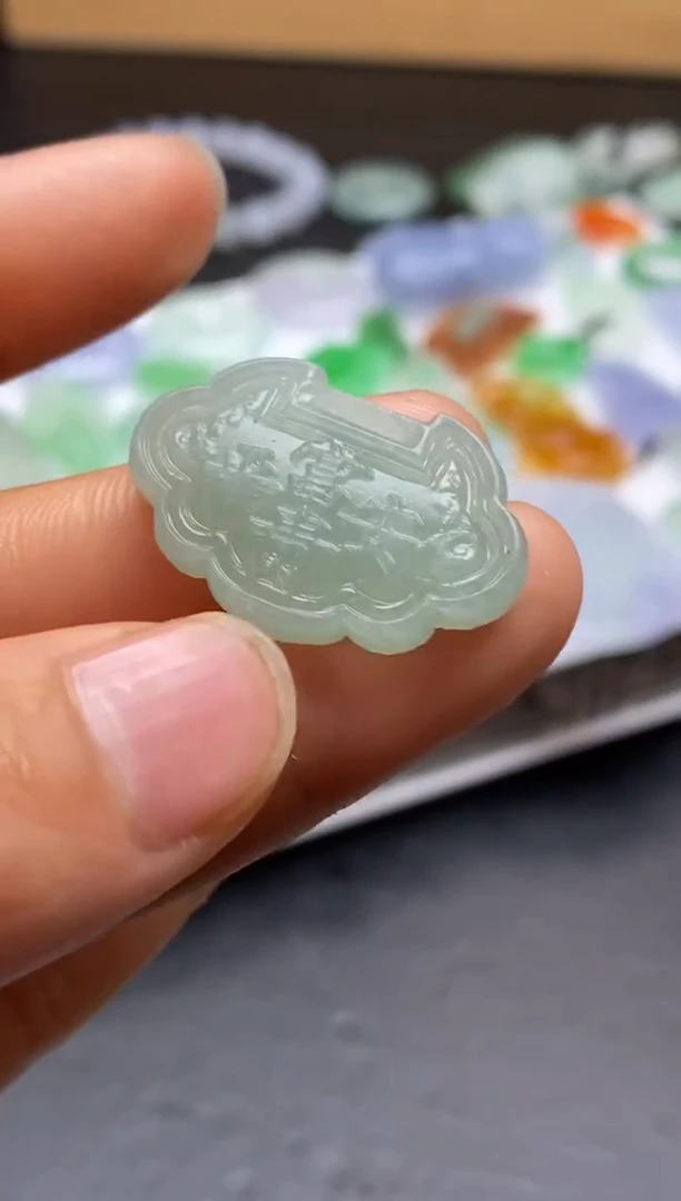 【闪购商品】定制翡翠未镶嵌翡翠毛货~