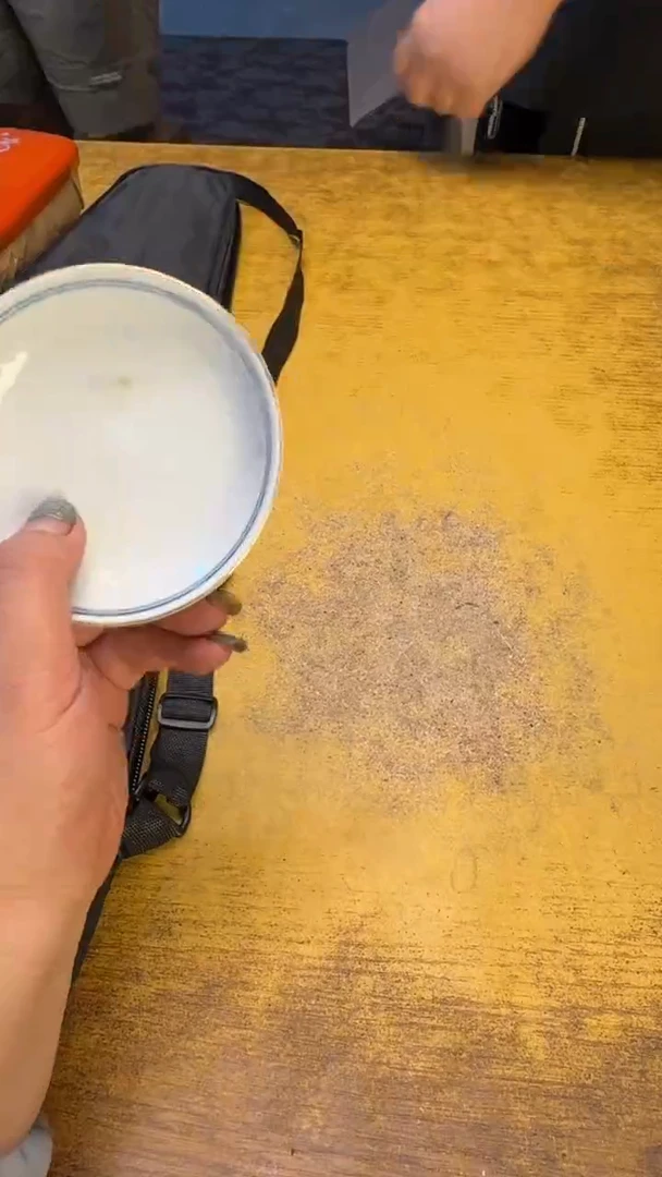 小*儿瓷器瓷瑕疵老破旧111
