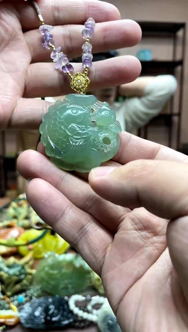 未镶嵌岫玉吊坠·2