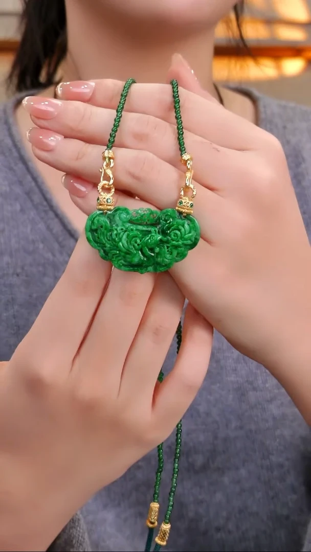 颈饰未镶嵌翡翠国风