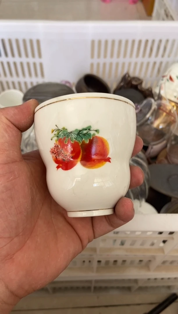 杯无运费险有瑕疵的摄影的产品有使用过的痕迹有点脏介意勿拍