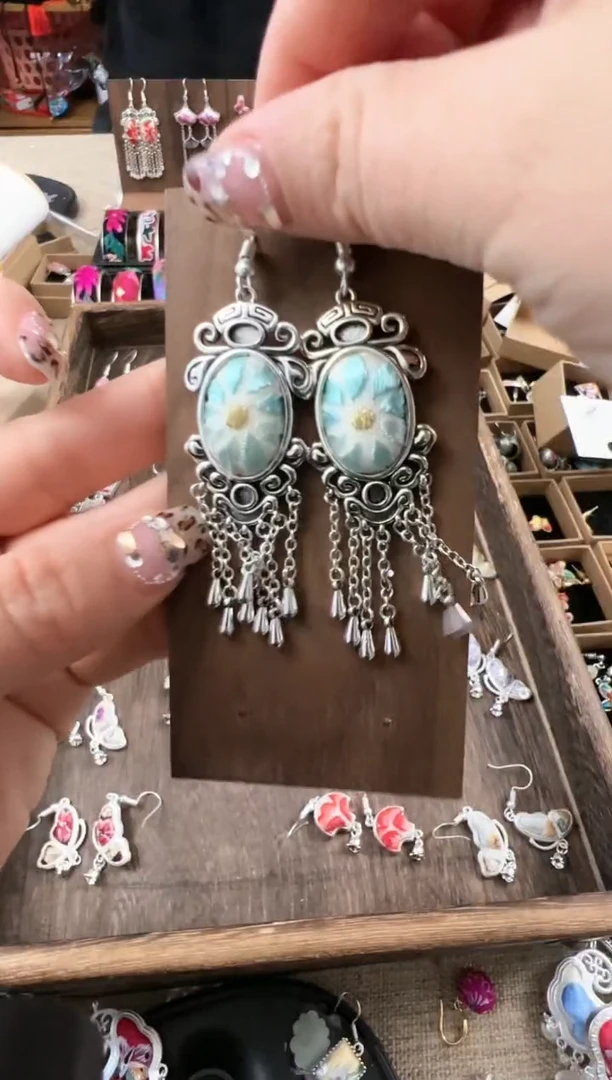 【闪购商品】织绣民族风老绣饰品313