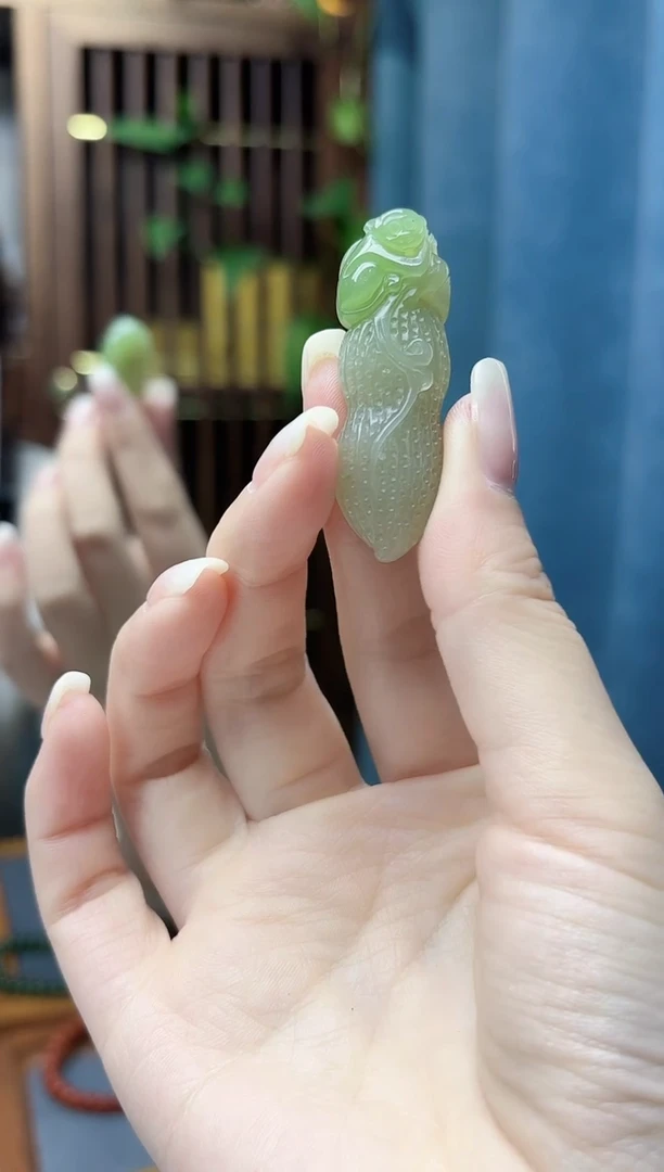 颈饰未镶嵌和田玉和田玉福瓜吊坠HX编绳