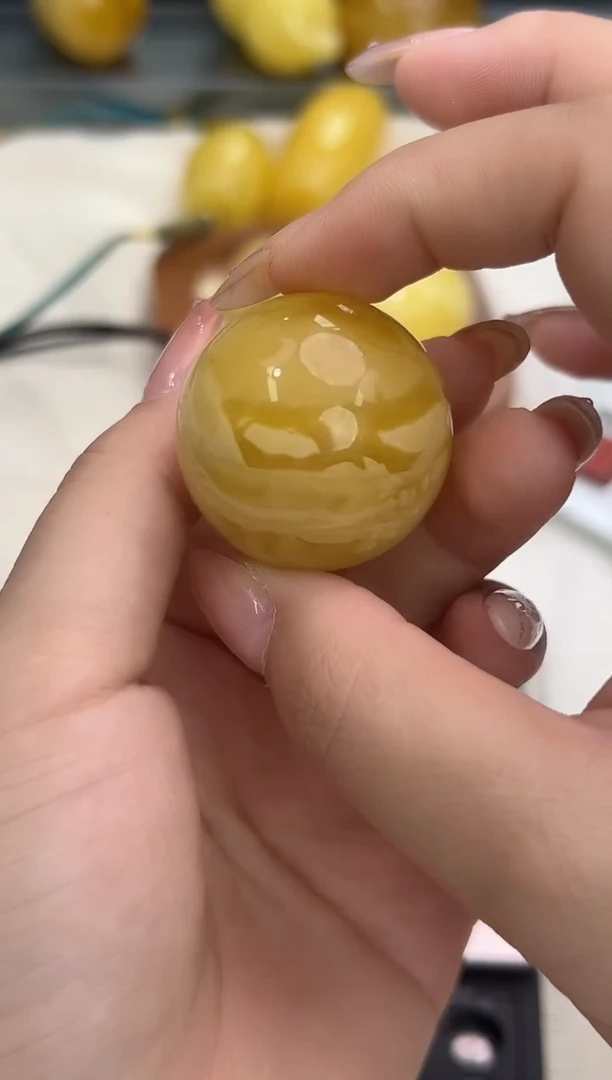 裸石琥珀未镶嵌琥珀蜜蜡圆珠