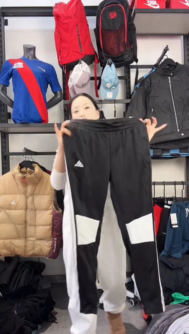 785闪购编码  阿迪运动卫衣裤以直播间过款为准 尺码. 170