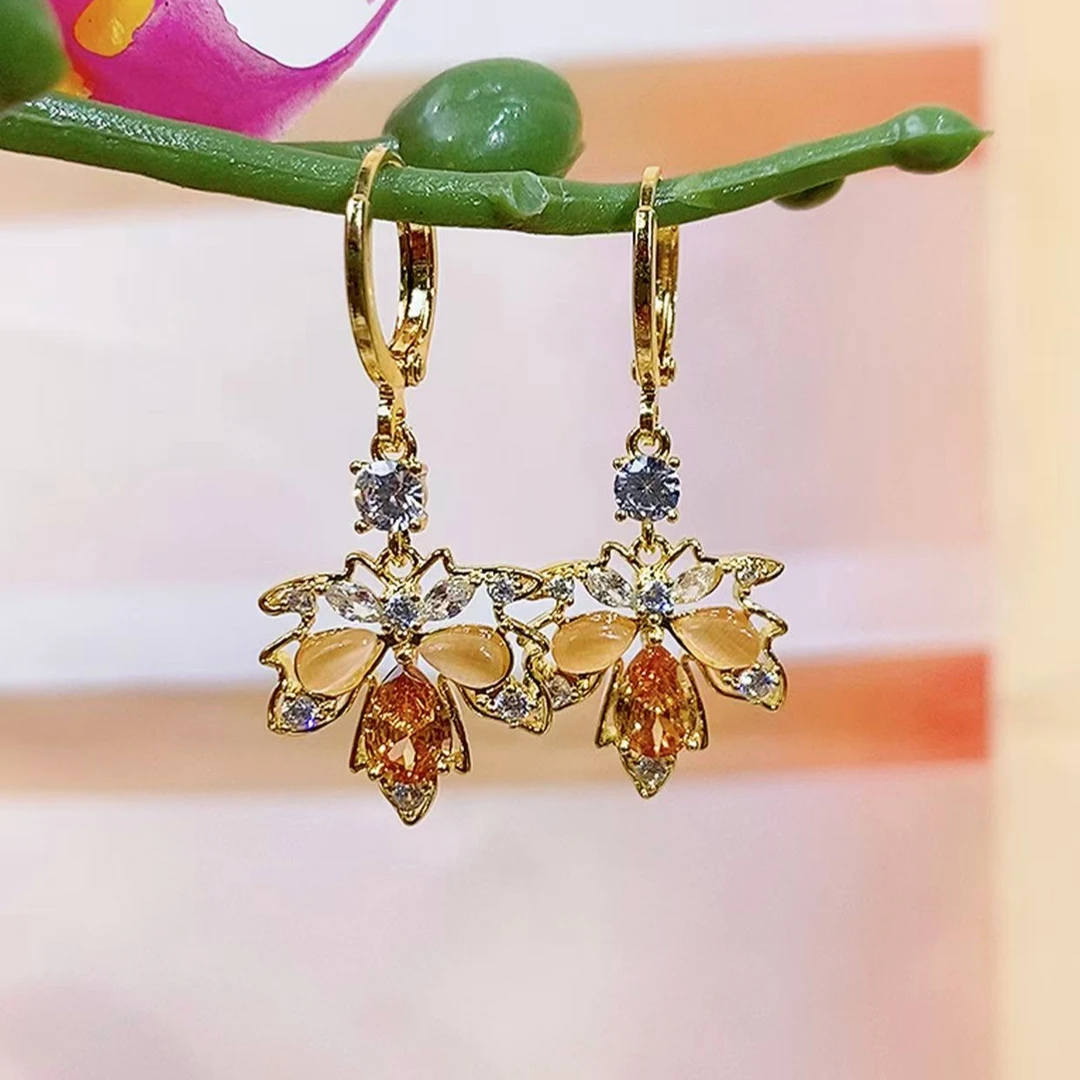 铜合金锆石耳饰 （409号）个性优雅珐琅枫叶精致时尚百搭耳饰耳环