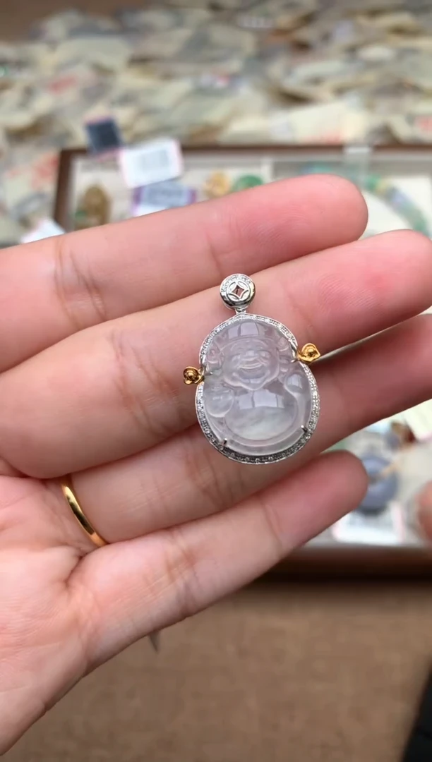 18K金镶嵌挂件翡翠1