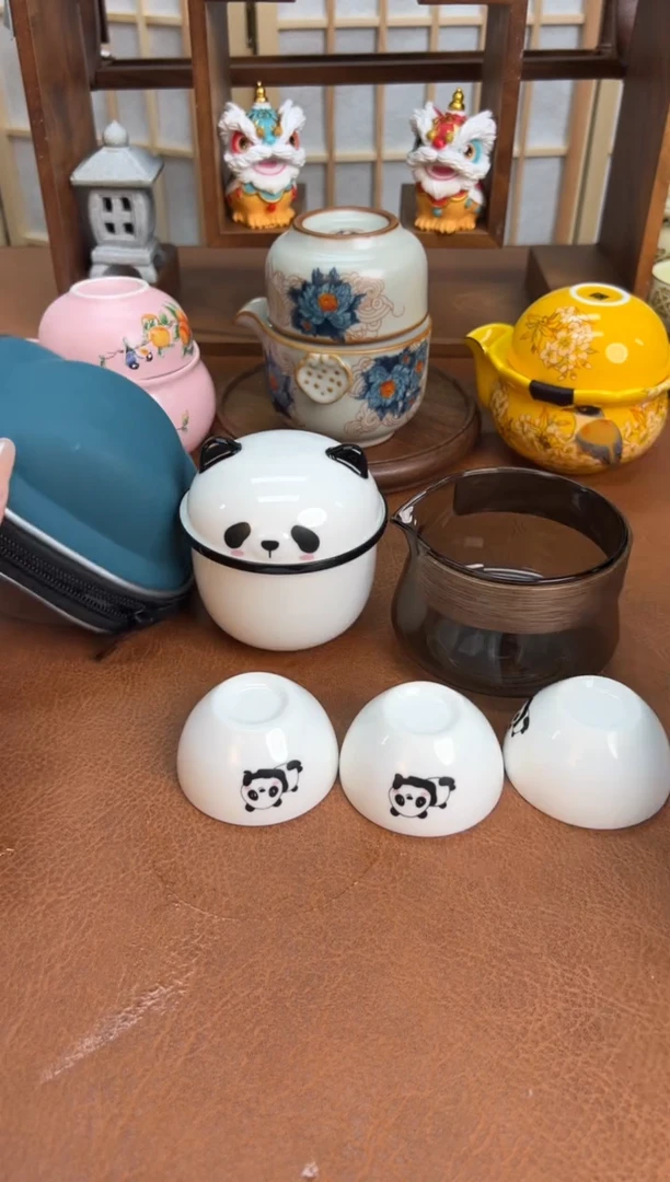 旅行茶具真好看！
