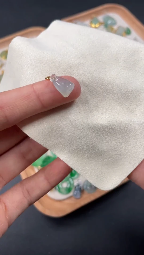 翡翠18K金镶嵌吊坠(不含链)一个  JK271