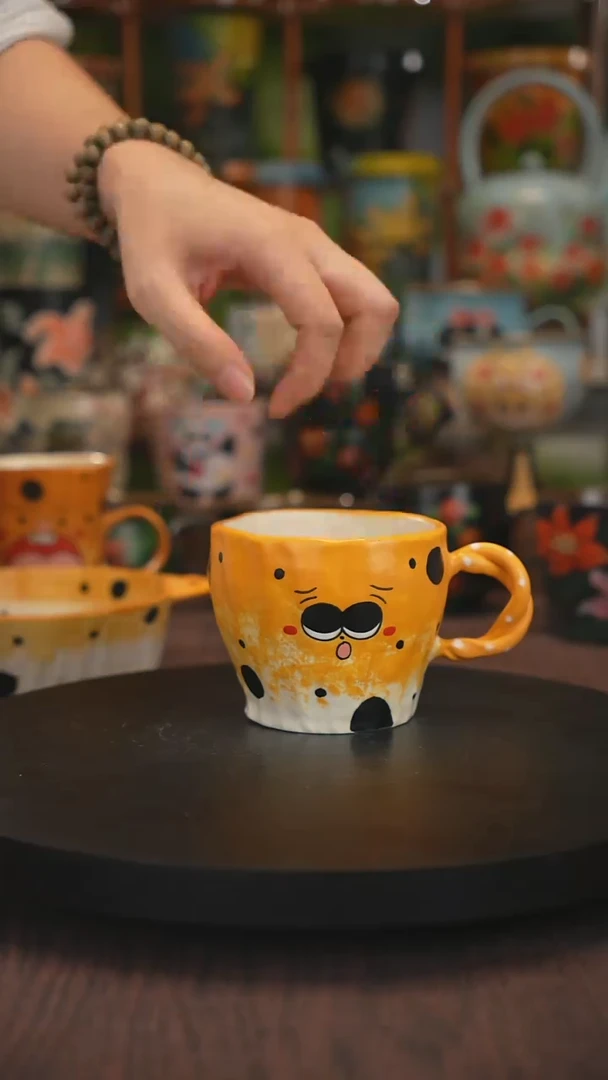 杯子手绘釉下彩