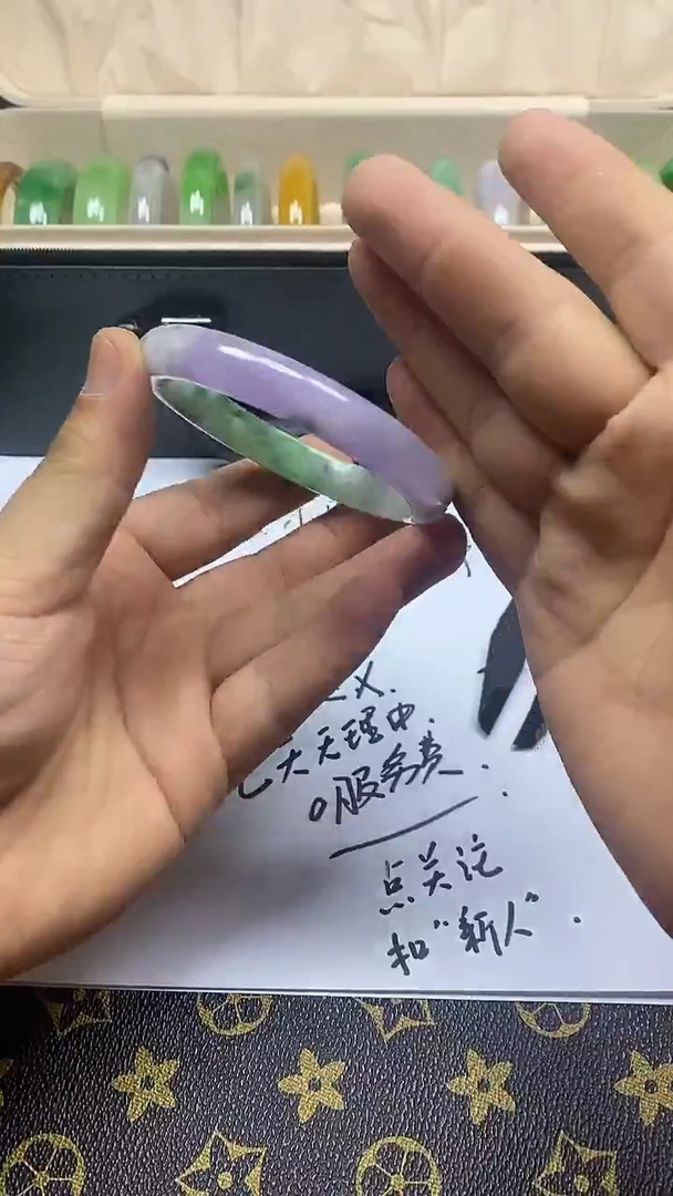 翡翠手镯未镶嵌022