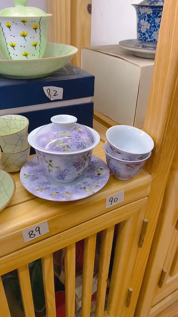 高温烧制陶瓷产品