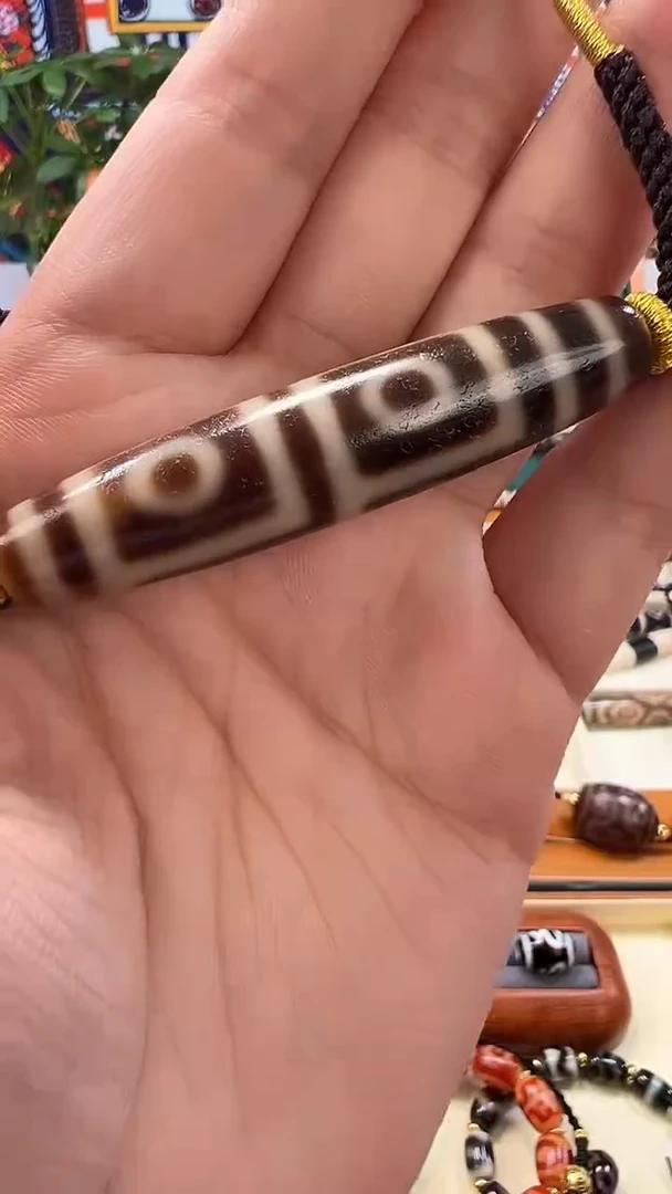 玛瑙/玉髓（覆膜）颈饰未镶嵌5.